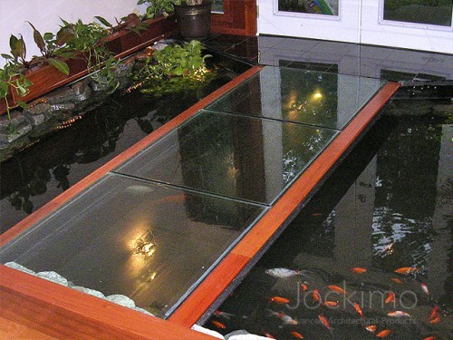 glassflooroverwater